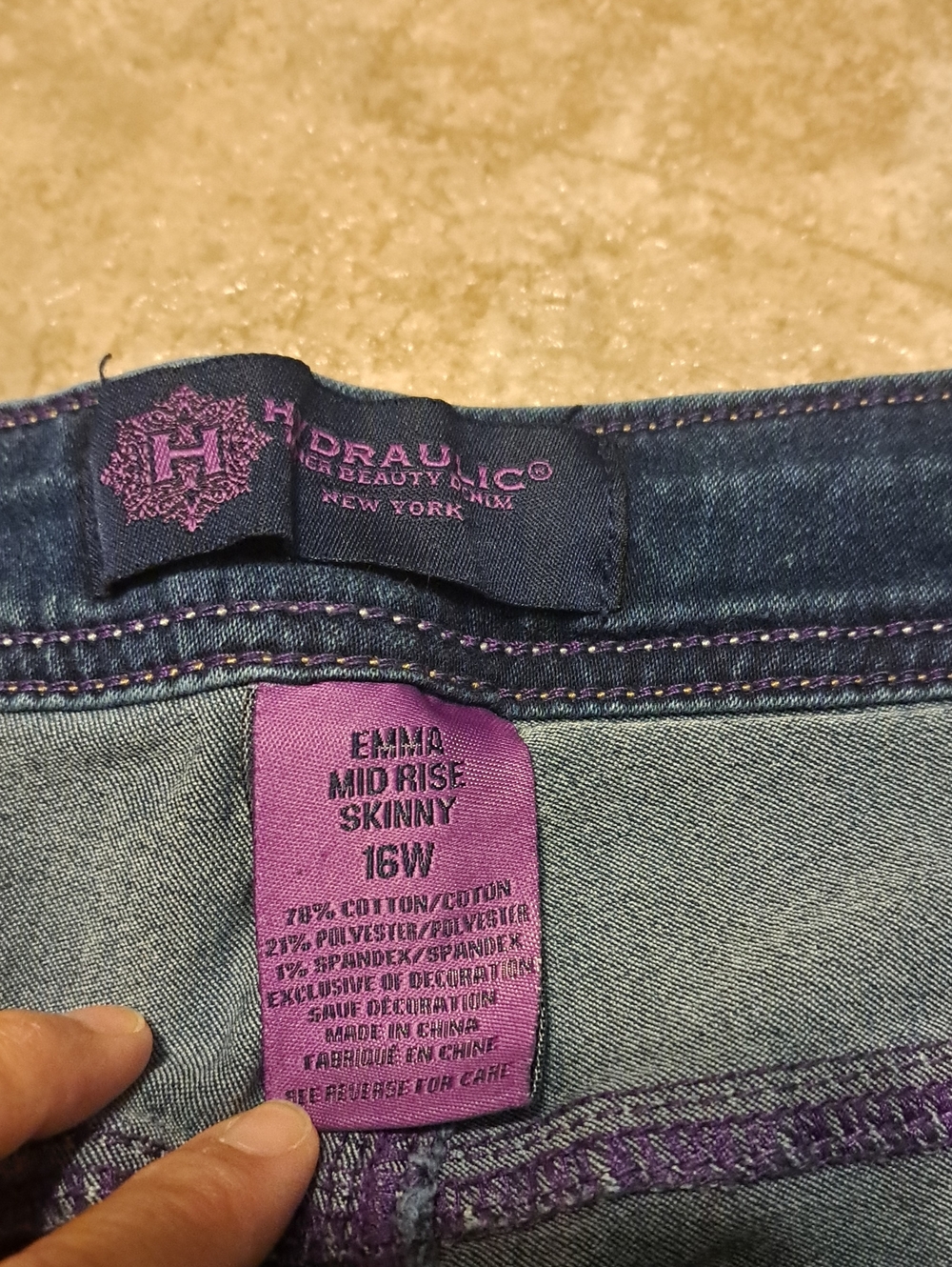 Hydraulic Dark Blue Ankle Jeans with Embroidered Cuffs. Emma Midrise Skinny. - Picture 11 of 14